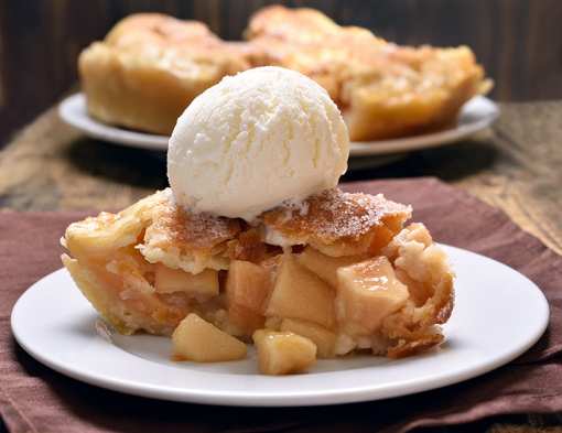 8 Best Shops for Apple Pie in North Dakota!